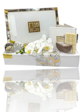 Load image into Gallery viewer, Shabbat Shalom Challah Board Mishloach Manot