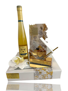 Elegant Gold Diagonal Wrapped Gift Set