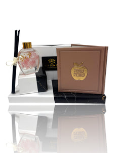 Diffuser and Simanim Card Wrapped Gift Set